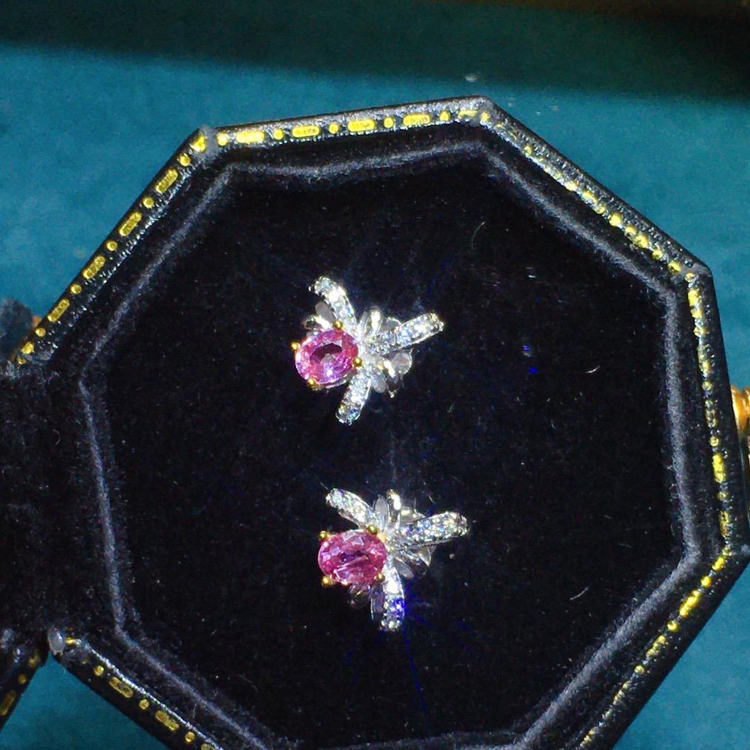 [DF]Radiant Pink Blue Sapphire Stud Earrings - Elegance Redefined