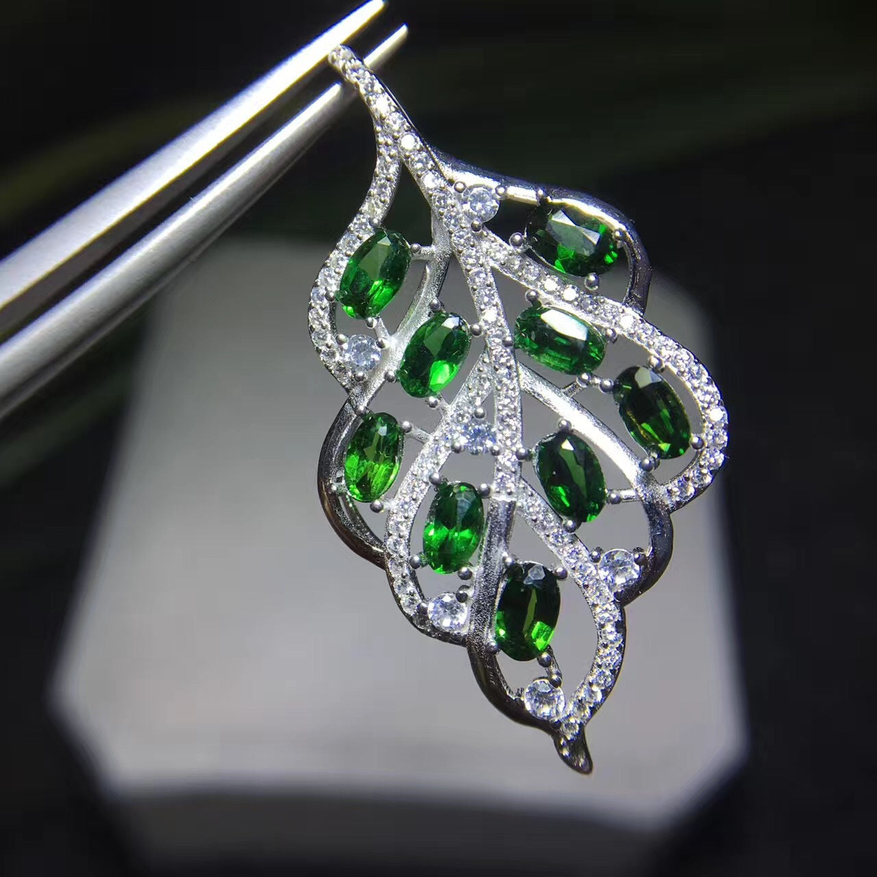 Pendentif en argent 925 avec diopside naturel