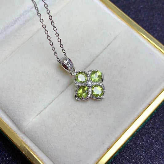 Colgante vintage de peridoto natural en plata 925