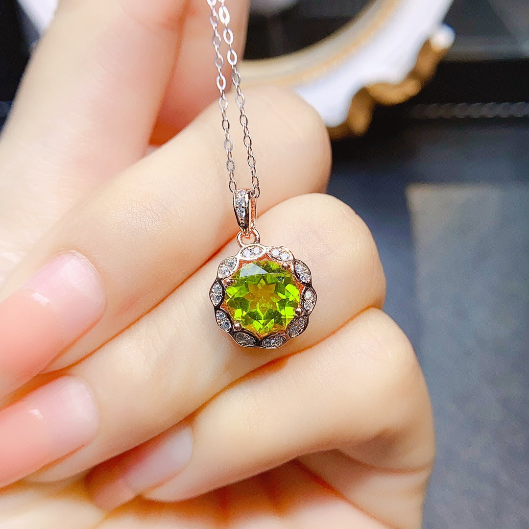 Juego de peridoto natural con incrustaciones de plata S925, piedra central de 8 x 8