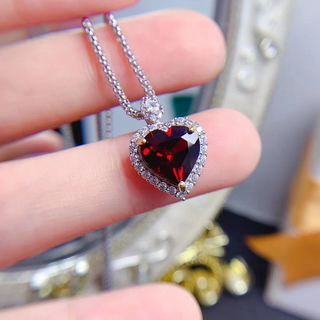 Natural Mozambique Garnet Set Heart-shaped 925 Silver Inlaid Ring Pendant Two-piece Set