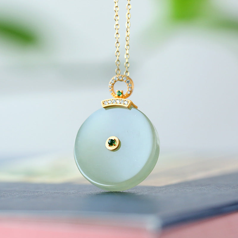 S925 silver inlaid and Tian Qingyu geometric circular minimalist temperament fashionable pendant necklace