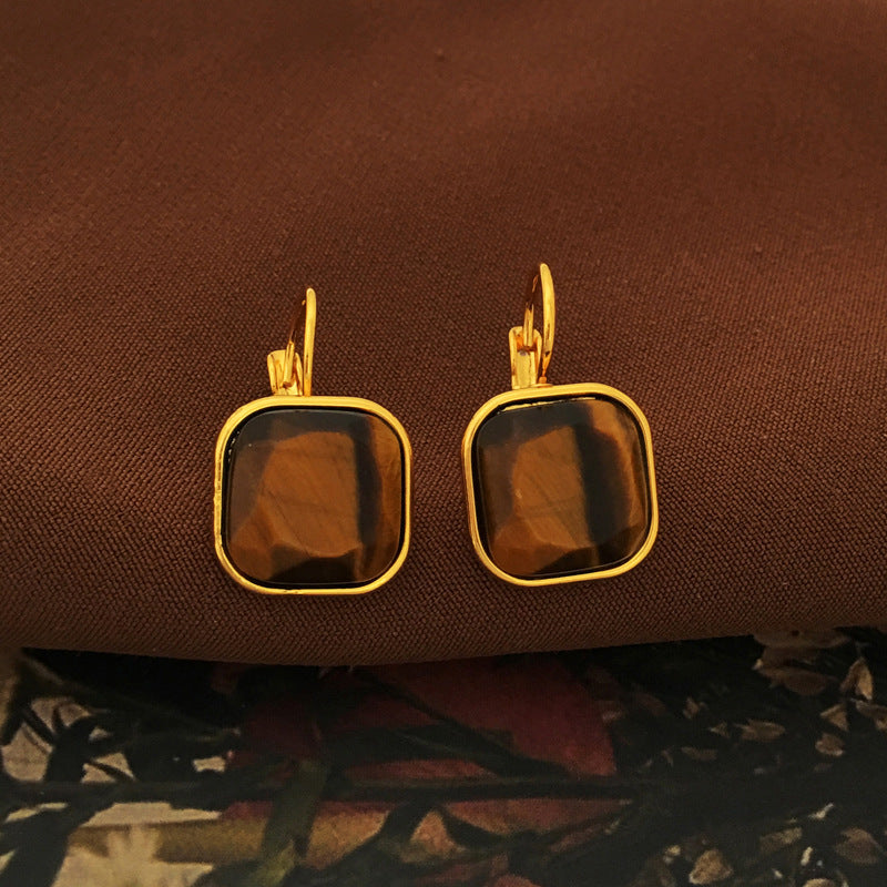 [DF]Copper plated real gold vintage Hong Kong style simple geometric square tiger's eye earrings, high-end sense of niche design earrings