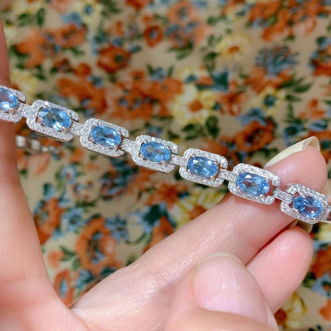 Natural blue Topaz Bracelet 925 silver inlaid retro bracelet for women