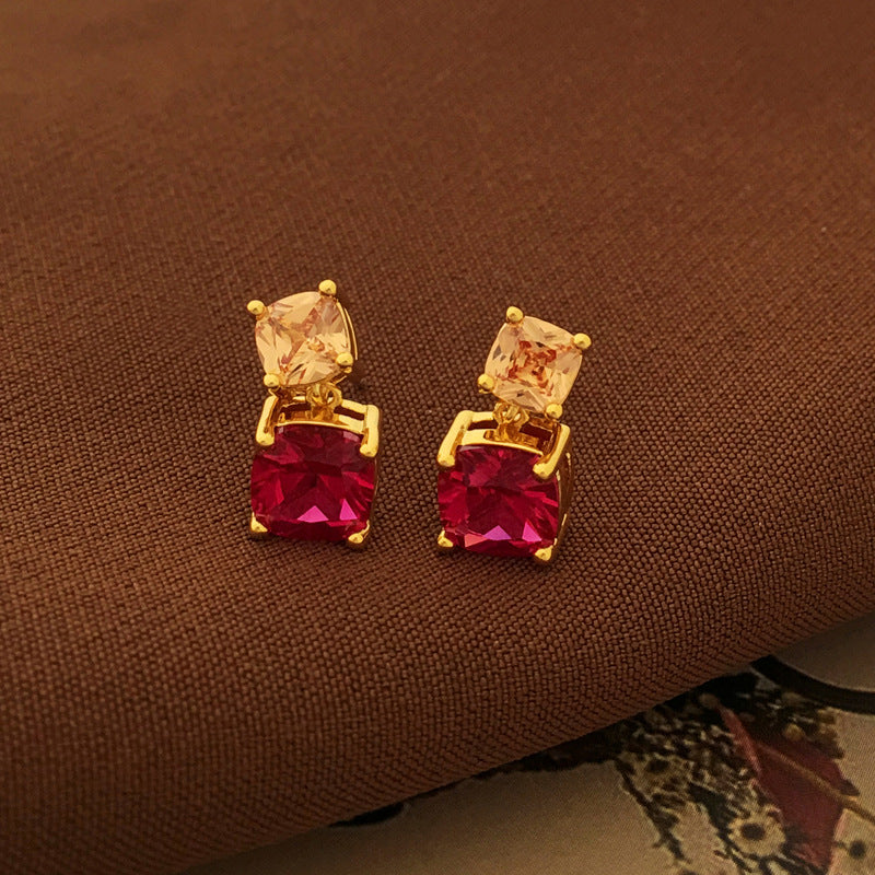 [DF] Boucles d'oreilles en cuivre plaqué or véritable S925 avec aiguille en argent rose doux en zircon rouge pour femmes, style incrusté, boucles d'oreilles petites et haut de gamme