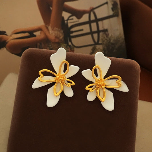 [DF]Original S925 silver needle vintage niche white flower stud earrings temperament high-end design new earrings