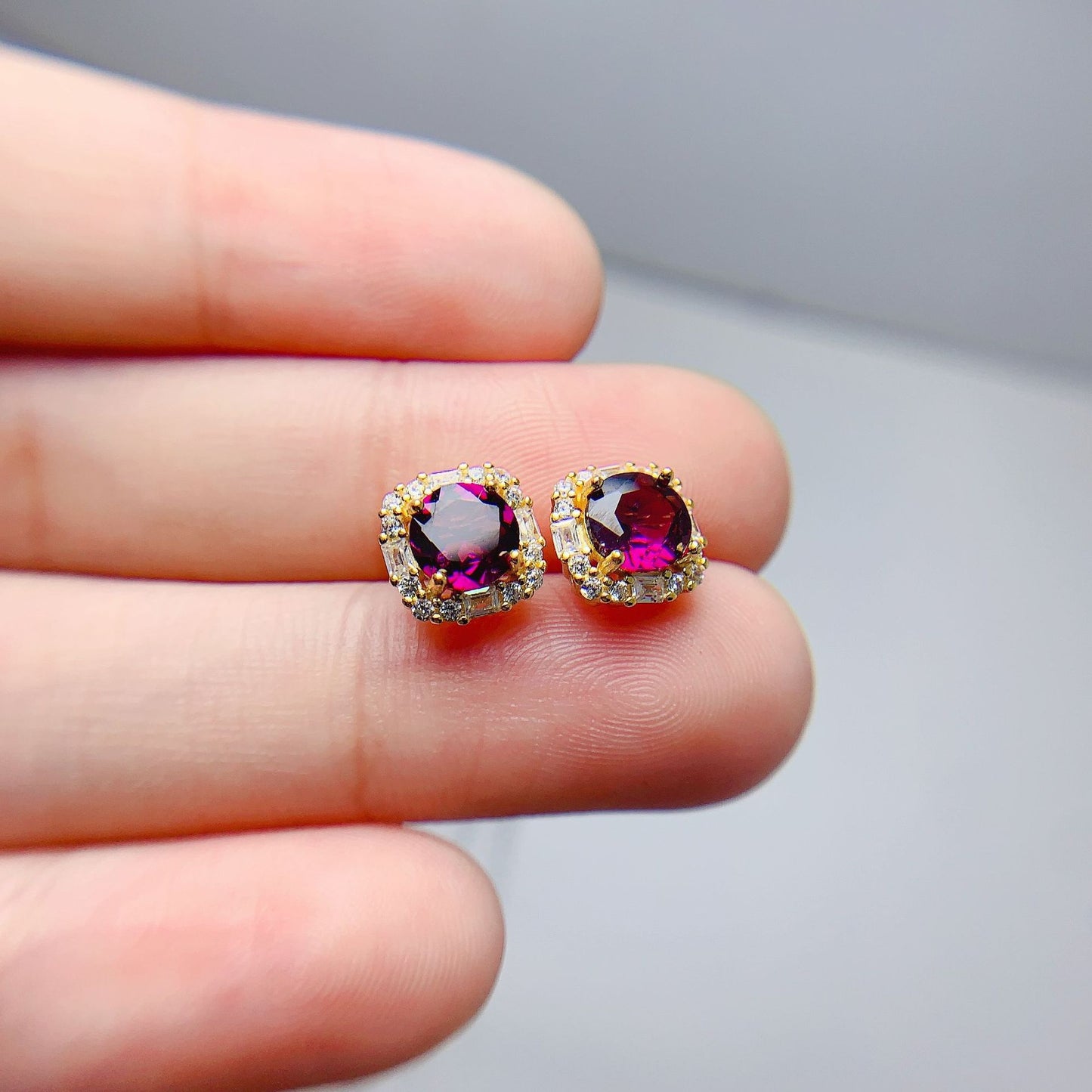 Royal Beauty Garnet Earrings - S925 Silver Setting