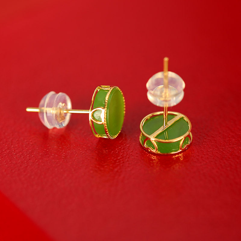 18K gold inlaid with jasper fruit green exquisite round earrings.