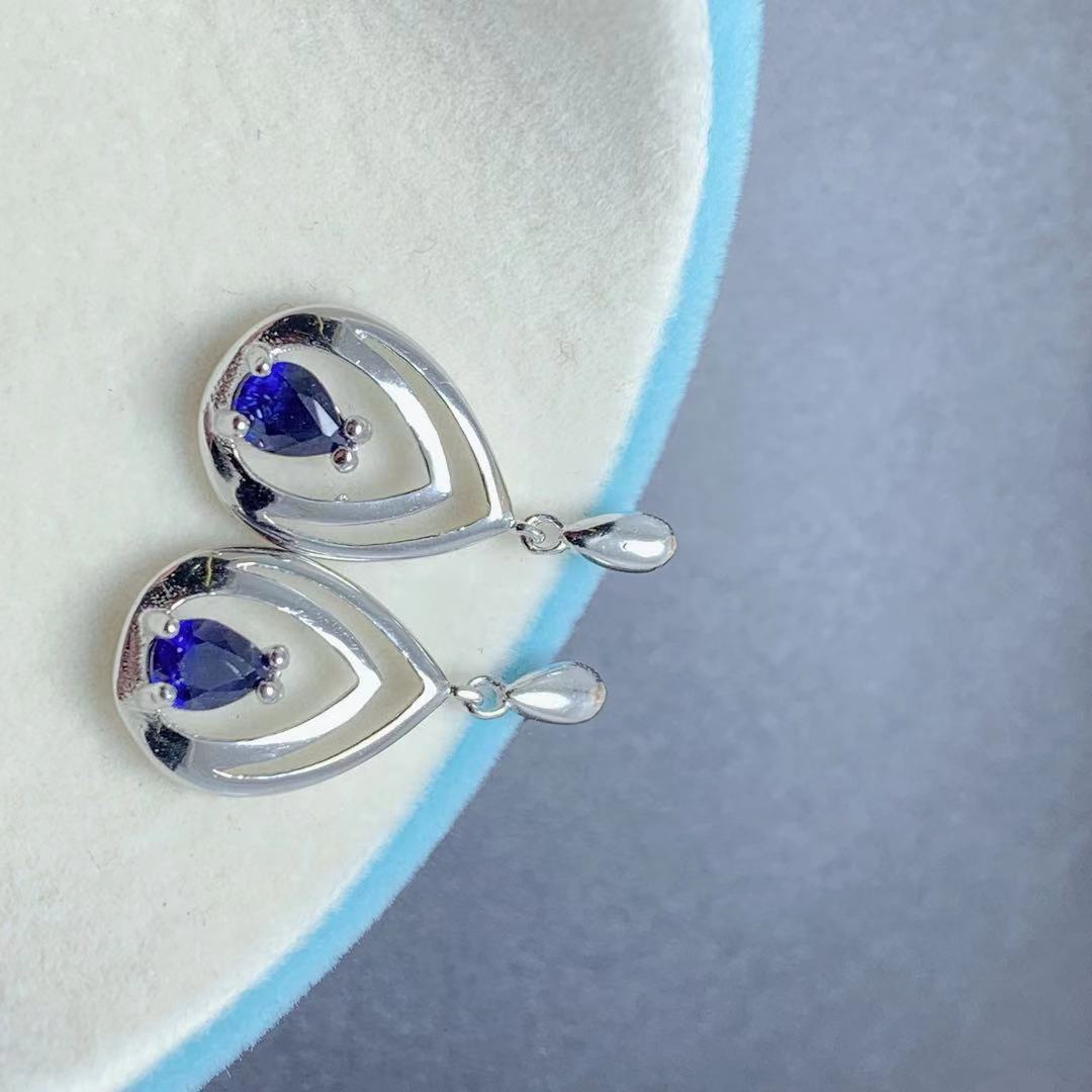 [DF]Boucles d'oreilles pendantes en saphir bleu naturel - Monture en argent S925