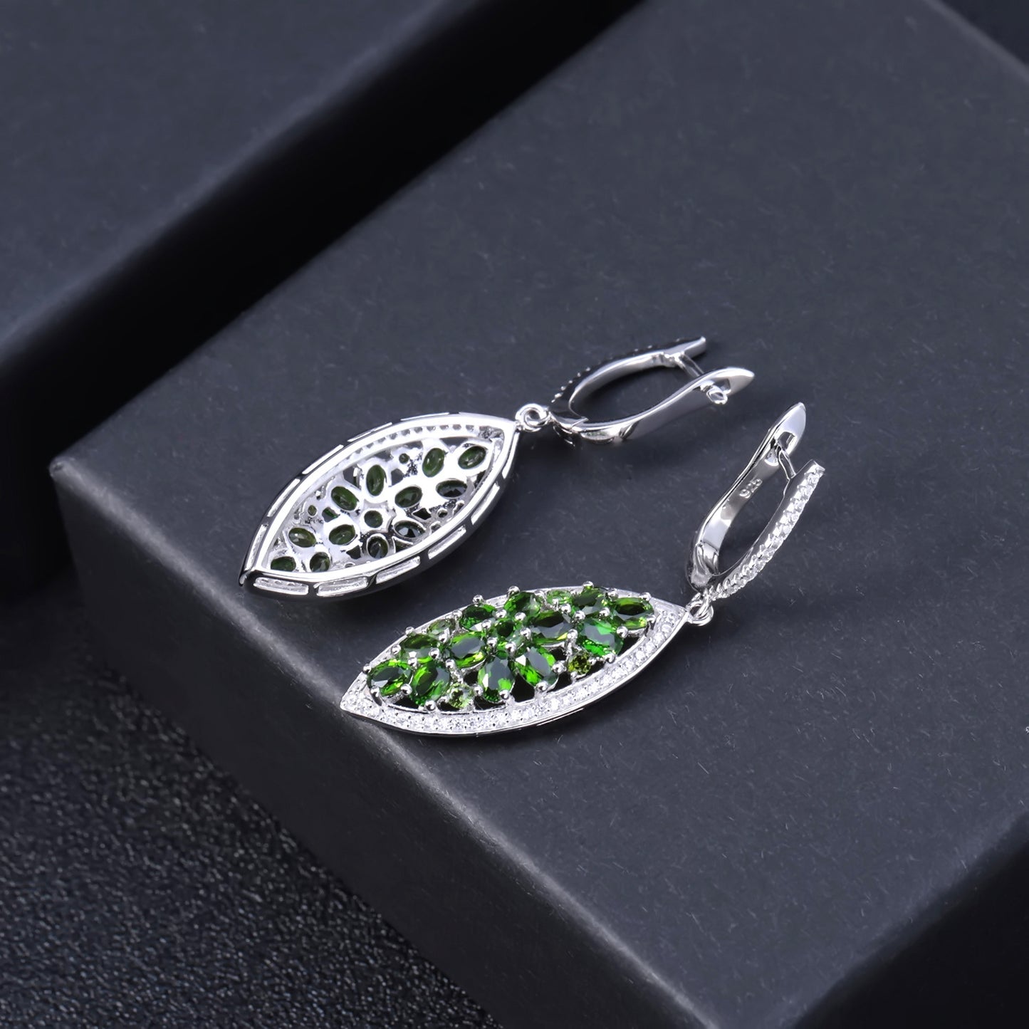 Fashionable and Natural Color Treasure Diopside Earrings and Earrings, Luxury Design and Personalized S925 Pure Silver Earrings and Earrings