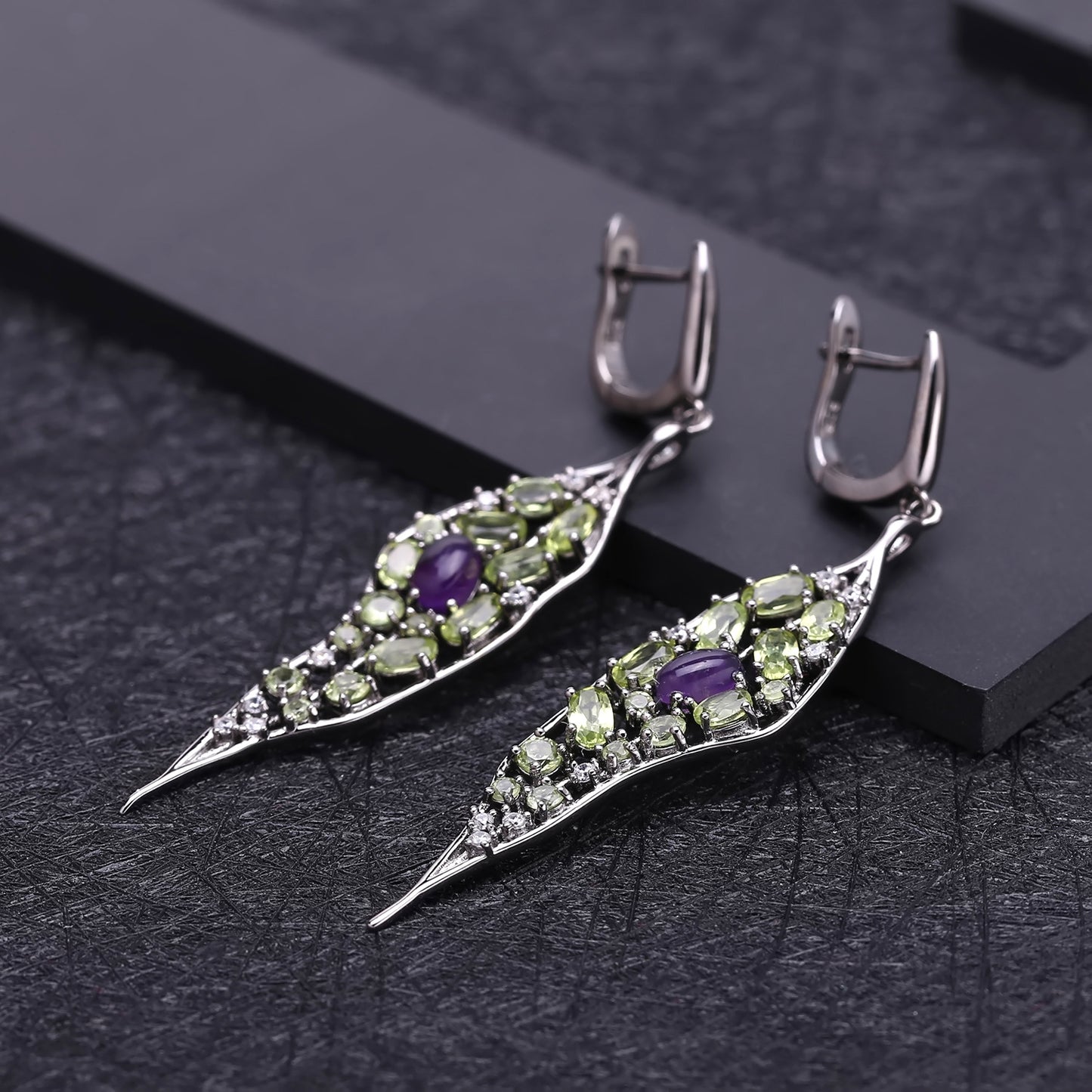 Pendientes de plata de ley 925 con diseño de hojas de viento naturales y piedras de colores naturales