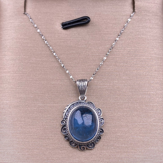 Aquamarine pendant s925 silver inlaid retro exquisite Aquamarine necklace