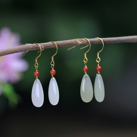 Crochet d'oreille goutte d'eau en jade Hetian naturel, boucles d'oreilles en perles rouges du sud