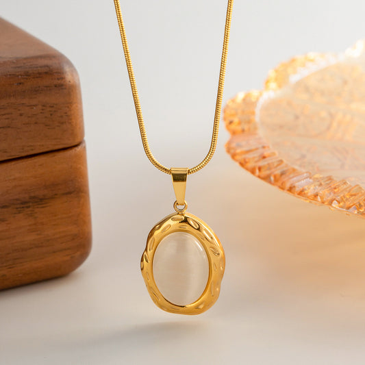 INS style cat's eye stone, light luxury, high-end feeling, niche necklace, stainless steel plated with 18K gold jewelry