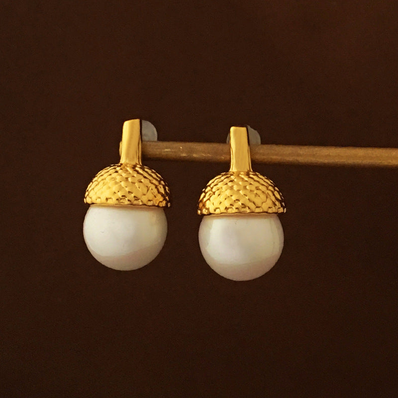 [DF]Pendientes de perlas de cono de pino personalizados de Corea del Sur con aguja de plata S925 bañados en cobre, accesorios de moda retro para las orejas