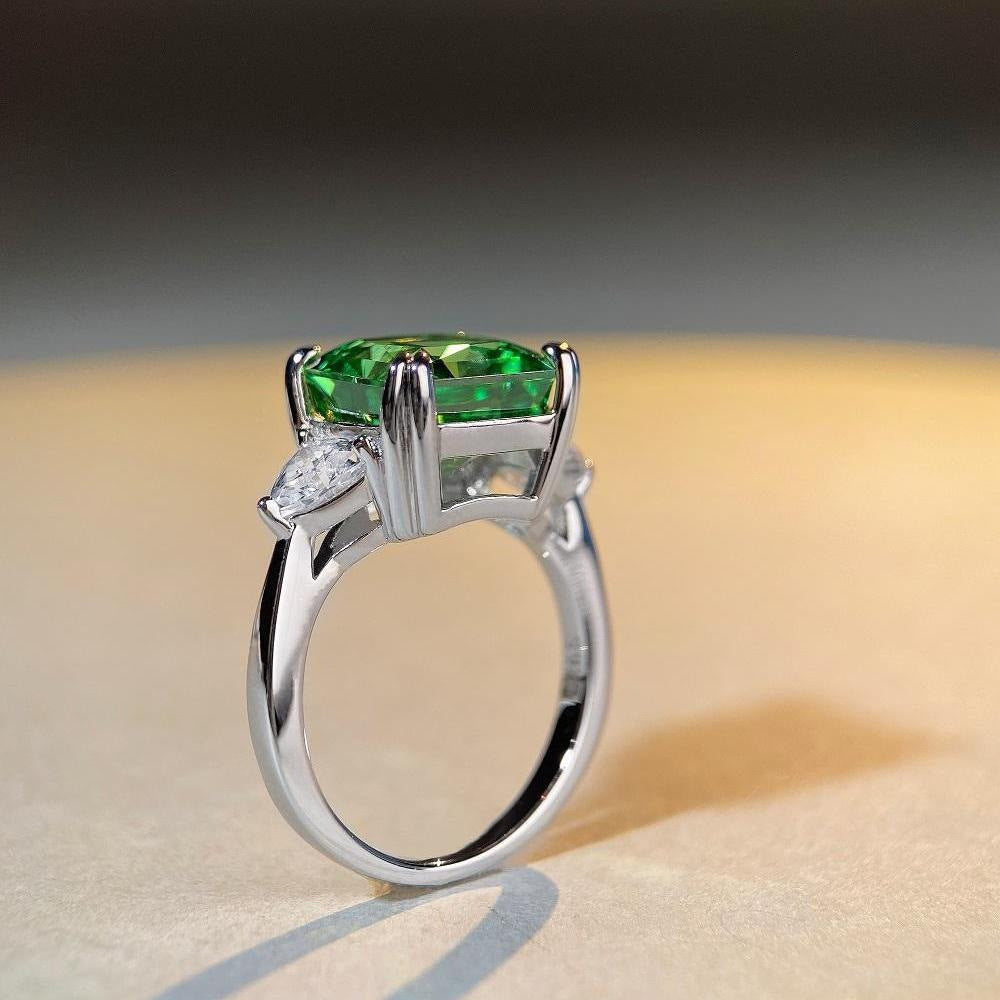 Anillo de plata de ley S925 para mujer, anillo de circonita con diamante de alto carbono de 5 quilates y 10 x 10 mm, color verde esmeralda