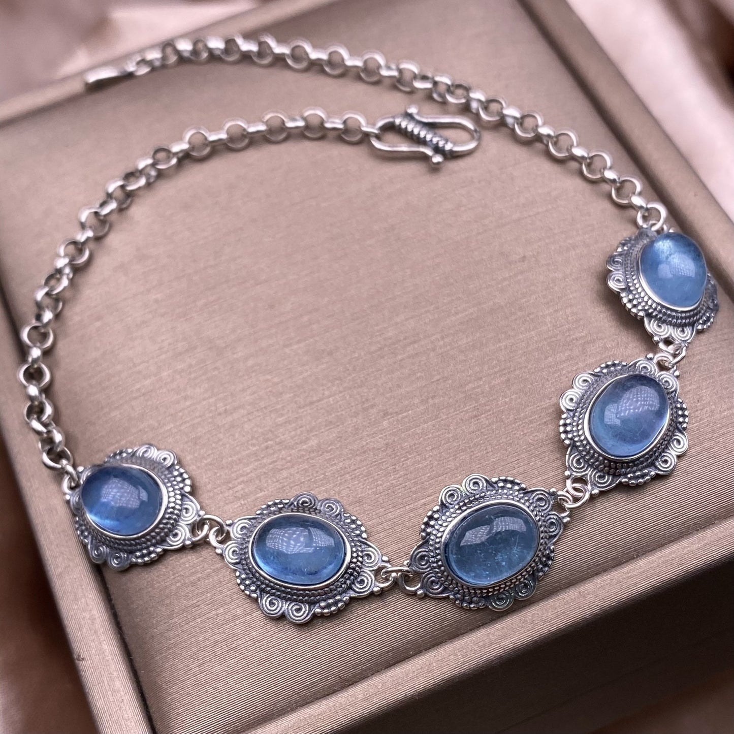 Aquamarine bracelet S925 silver inlaid with vintage silver distressed delicate hand ornament