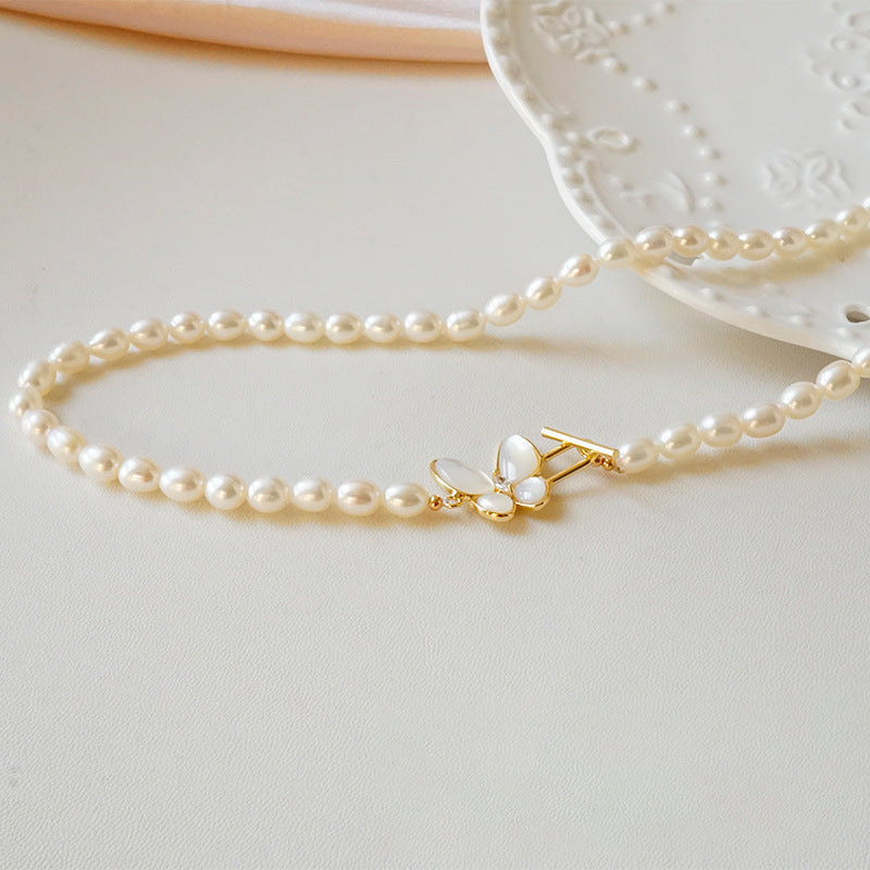 "Butterfly Clasp" 4-5mm Rice Grain Freshwater Pearl Necklace - Vintage and Elegant Sweater Chain, Exuding Sophisticated Charm, Ideal Gift for Women.