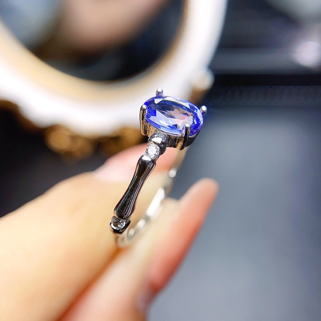 Hot selling natural Tanzanite ring S925 silver inlaid main stone 5 * 7 in Europe and America