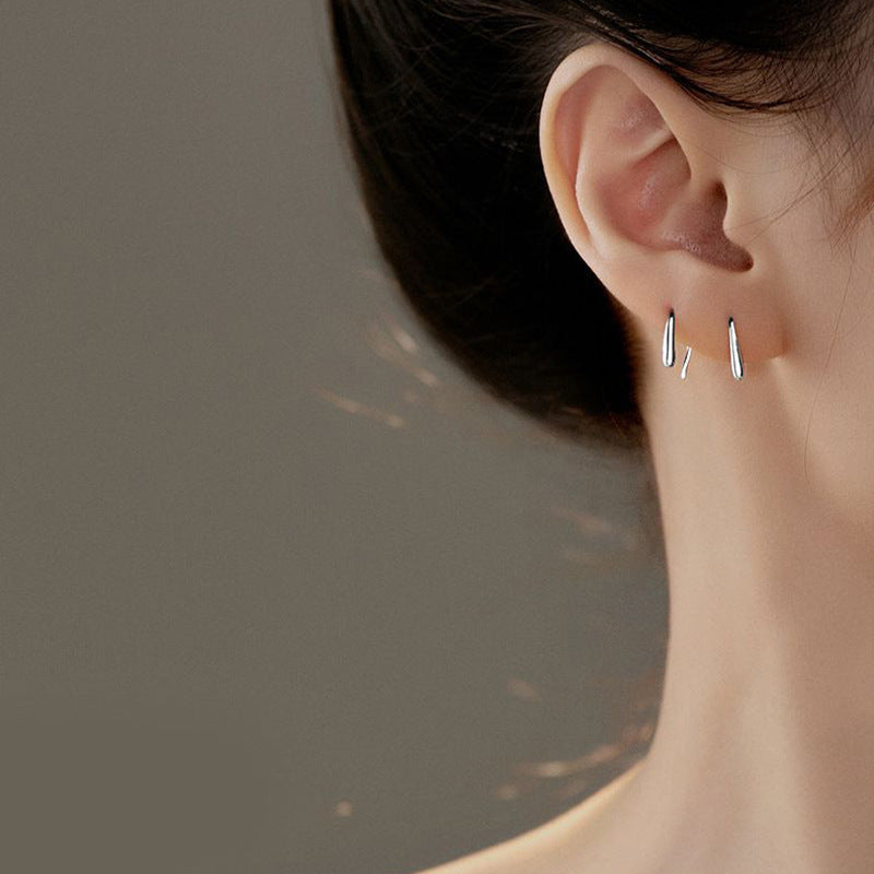 Pendientes de gancho de plata S925 "Curva caprichosa": diseño minimalista, accesorios de oído versátiles y únicos para mujeres.