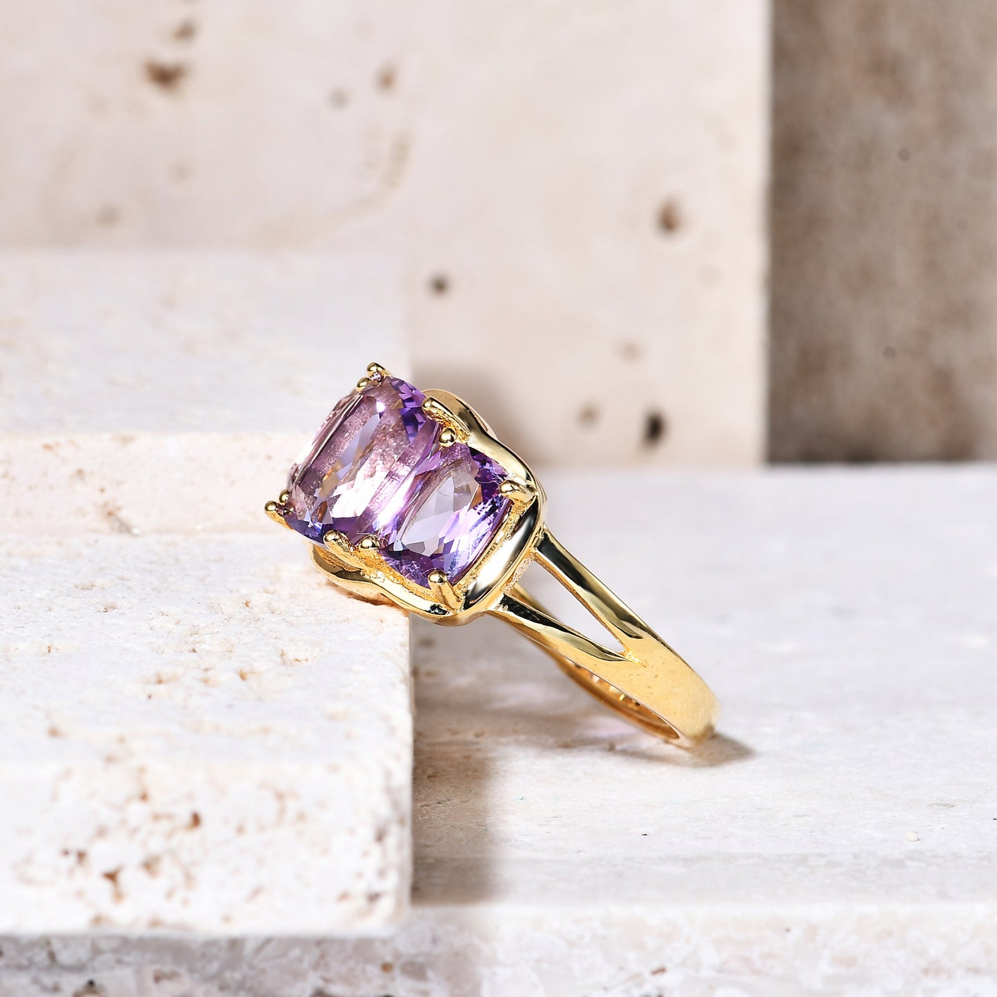 Natural colorful Brazilian amethyst ring s925 silver-plated 14k gold inlaid with gem ring.