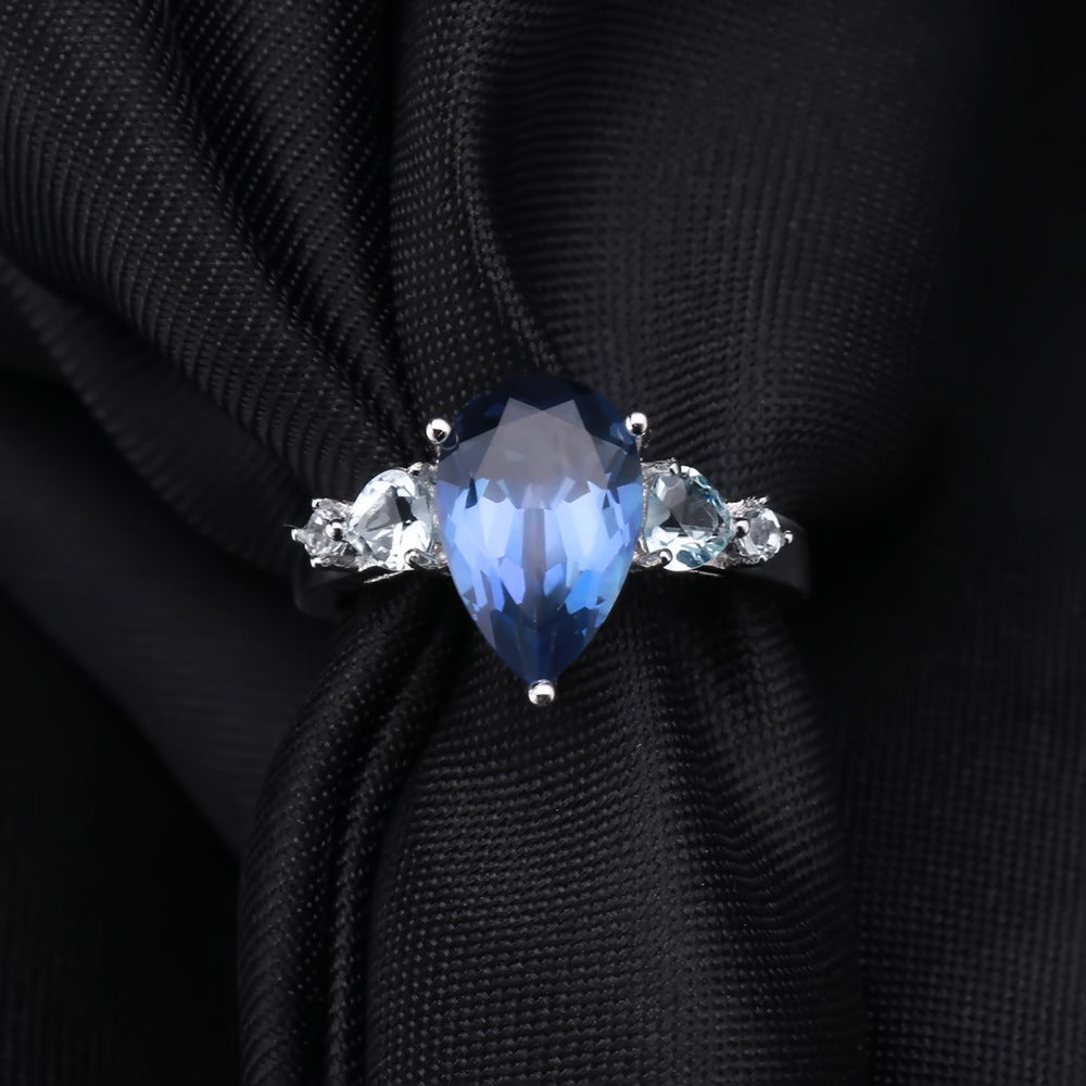 Bague en cristal coloré avec une sensation à la mode et haut de gamme Bague en argent s925 incrustée de pierres précieuses colorées