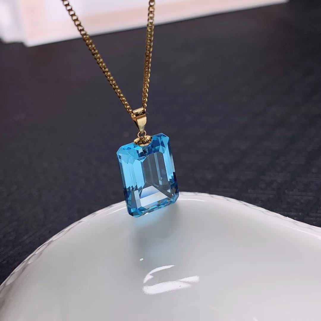 18k gold set natural blue Topaz pendant woman