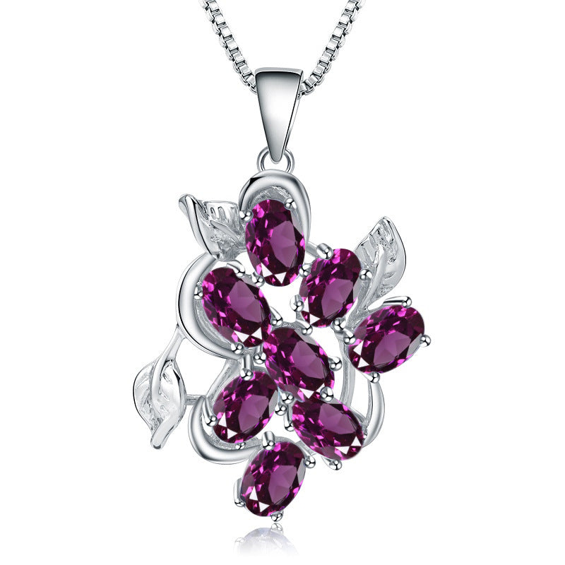 Pendentif en topaze avec pierres précieuses de couleur naturelle incrustées dans un pendentif en argent s925