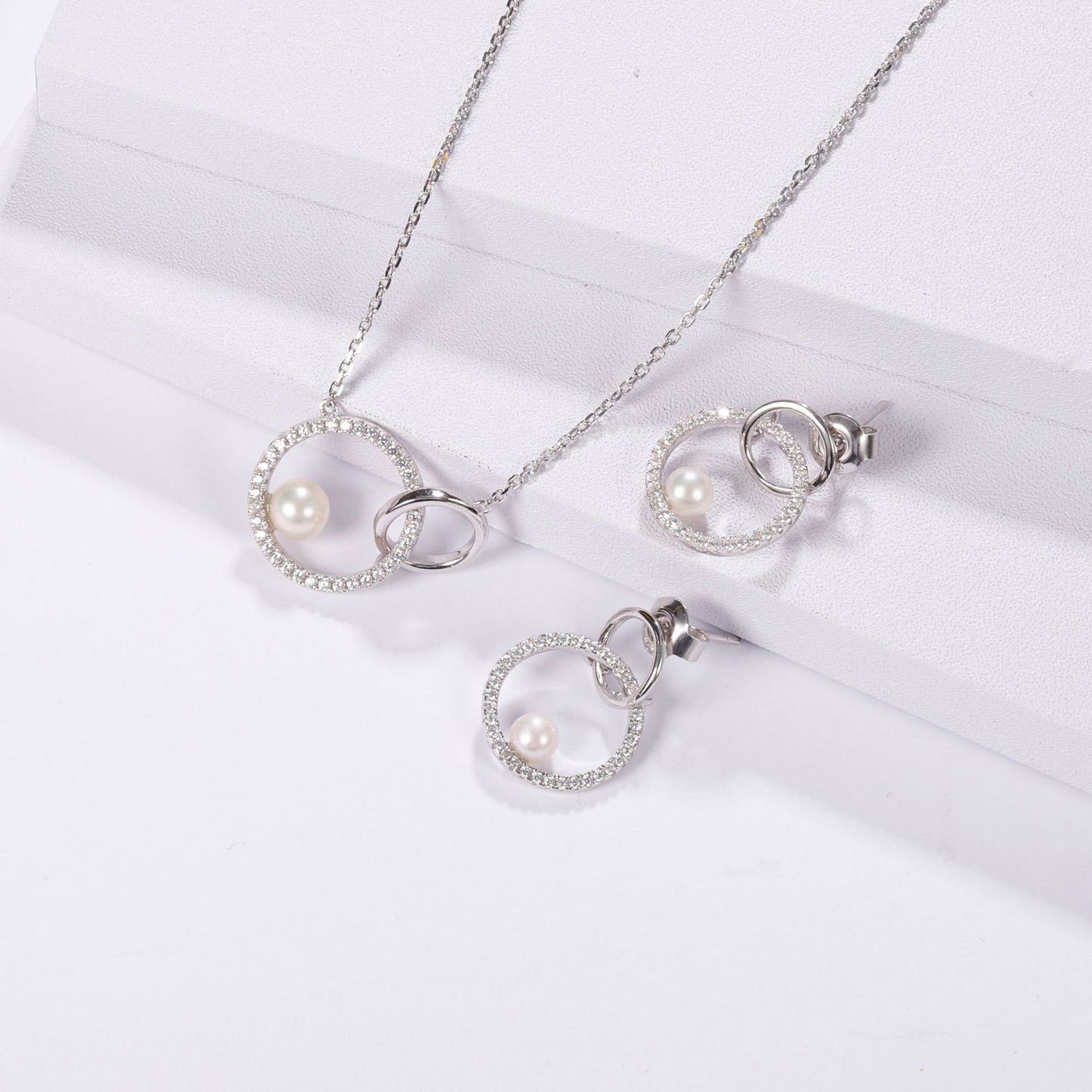 New Light Luxury Natural Pearl Jewelry Set 925 Silver Earrings Pendant Fashion Temperament Freshwater Pearl Necklace