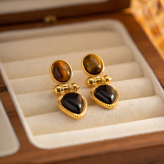 [DF]Vintage Elegance: Heart-Shaped Black Onyx Earrings with Timeless Charm