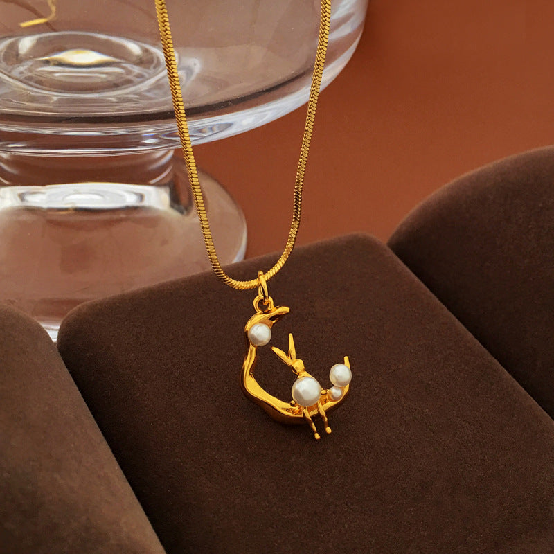 [DF]Independent design day Korea cartoon moon rabbit pendant necklace sweet ins wind pearl sweater necklace