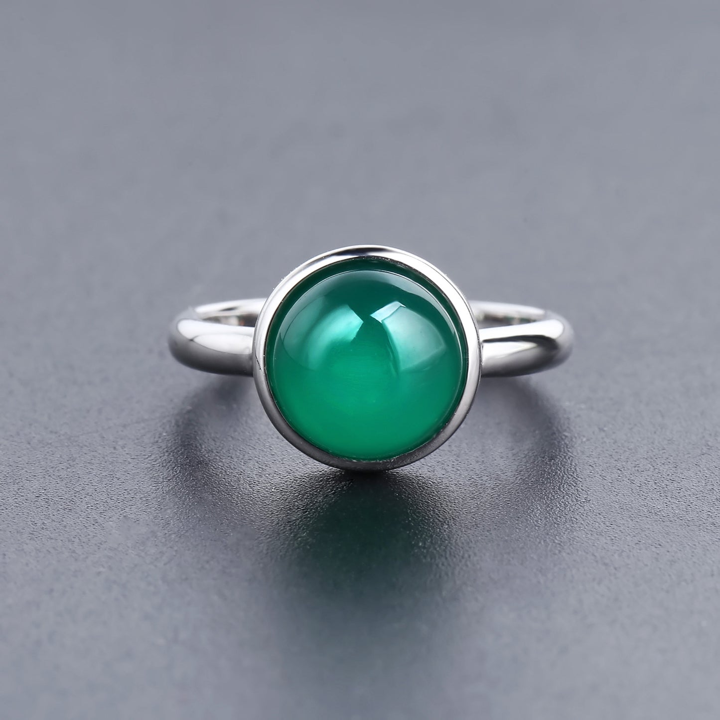 Ensemble de bijoux en agate verte à la mode et minimaliste avec bagues et boucles d'oreilles en argent sterling s925 incrustées de couleur naturelle, ensemble de deux pièces