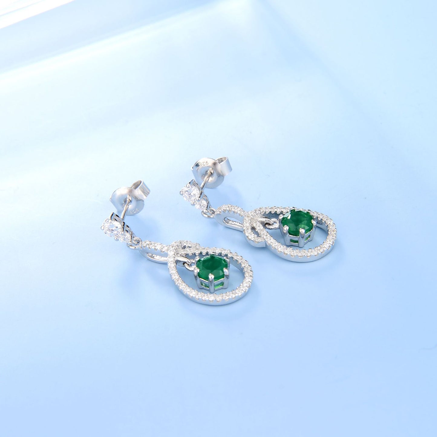 Natural Stone Earrings, European and American Fashion Personality Inlaid with Green Agate Gemstone s925 Silver Earrings and Earstuds