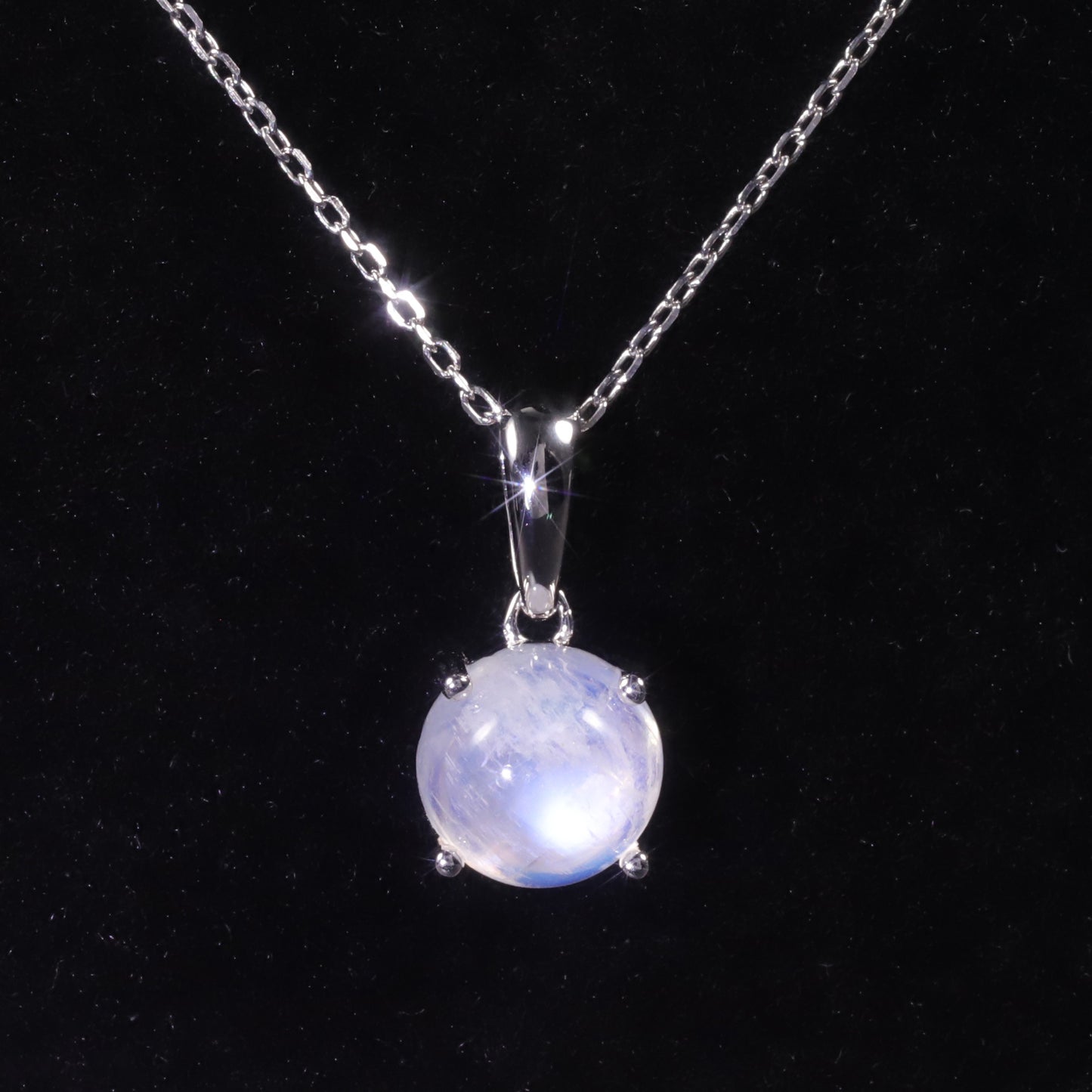 Collier en pierre de lune bleu crème naturel de tempérament minimaliste en argent sterling 925 collier circulaire en pierre précieuse de lune blanche pour femme