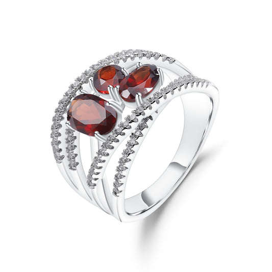 Natural garnet ring 925 silver inlaid natural colored treasure ring