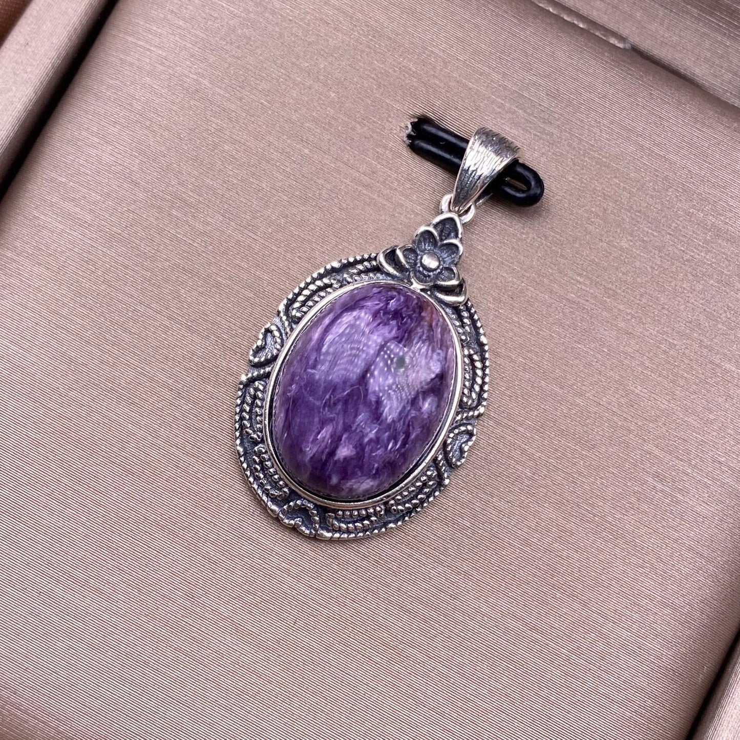 Purple Dragon Amethyst Pendant s925 Silver Inlaid Vintage Silver Worn Pendant with Rich Purple Dragon Pattern