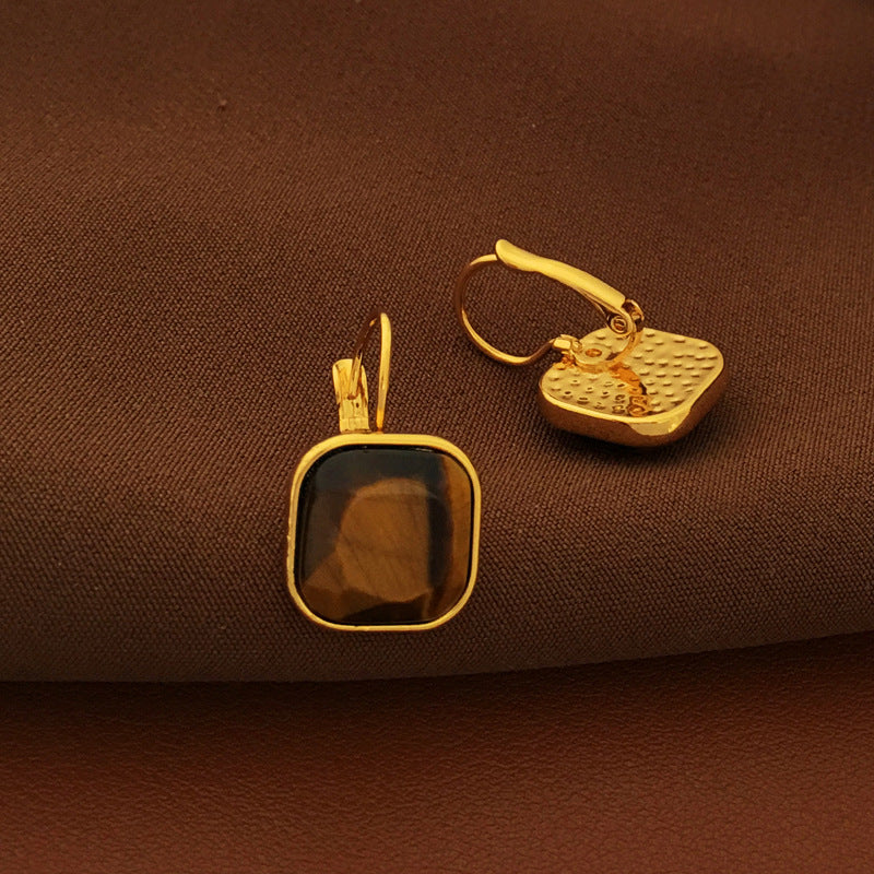 [DF]Copper plated real gold vintage Hong Kong style simple geometric square tiger's eye earrings, high-end sense of niche design earrings