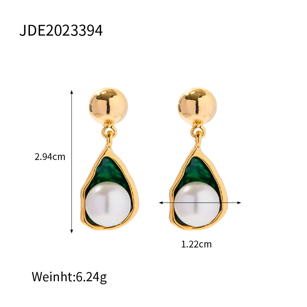 18k gold French vintage series, elegant and minimalist with elegant and elegant drop shaped pearl earrings