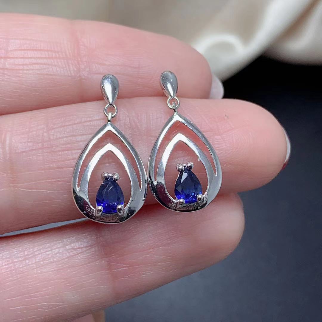 [DF]Boucles d'oreilles pendantes en saphir bleu naturel - Monture en argent S925