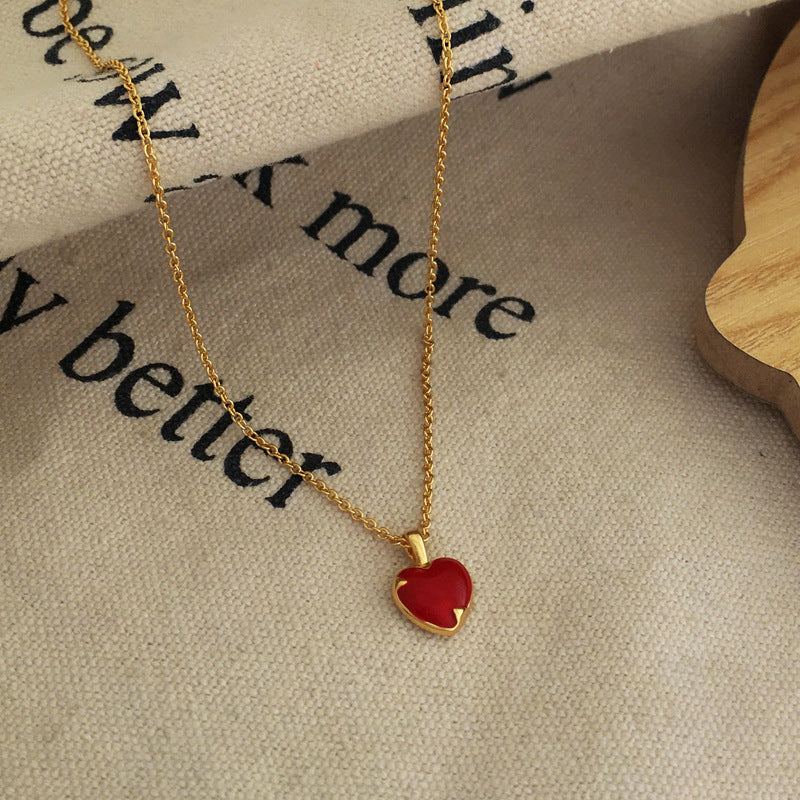 [DF] Collier d'amour rouge coréen plaqué or véritable jour, collier de tempérament girly simple, nouvelle chaîne de clavicule printemps et été