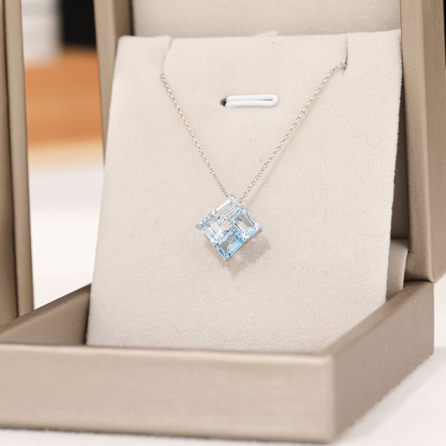 S925 Sterling Silver Necklace with Natural Topaz Pendant, Moissaniteg's Unique Design Necklace