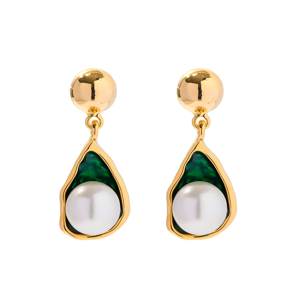 18k gold French vintage series, elegant and minimalist with elegant and elegant drop shaped pearl earrings