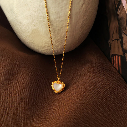 [DF]Copper plated real gold Korean sweet love necklace temperament vintage shell necklace ins wind net red sweater chain