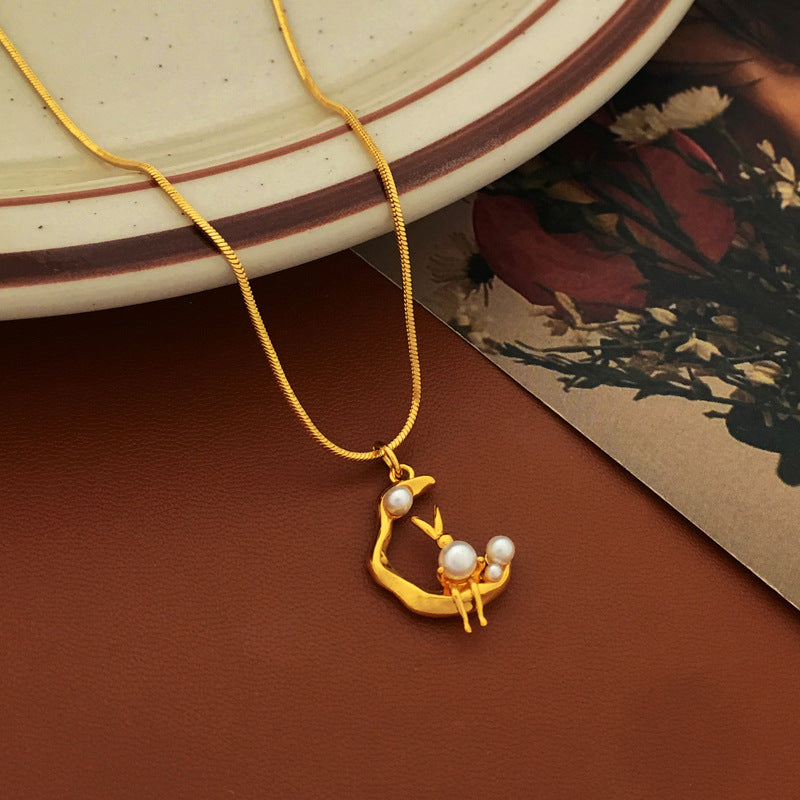 [DF]Independent design day Korea cartoon moon rabbit pendant necklace sweet ins wind pearl sweater necklace