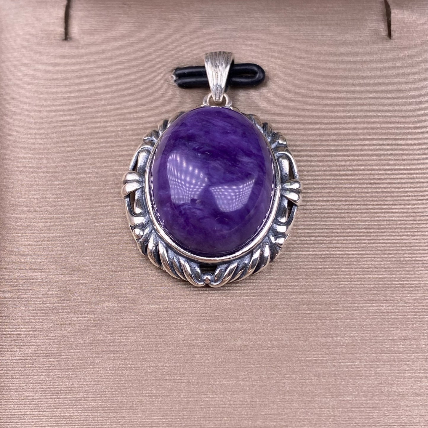 Colgante de amatista con dragón morado con incrustaciones de plata s925, borde de encaje retro, accesorios exquisitos