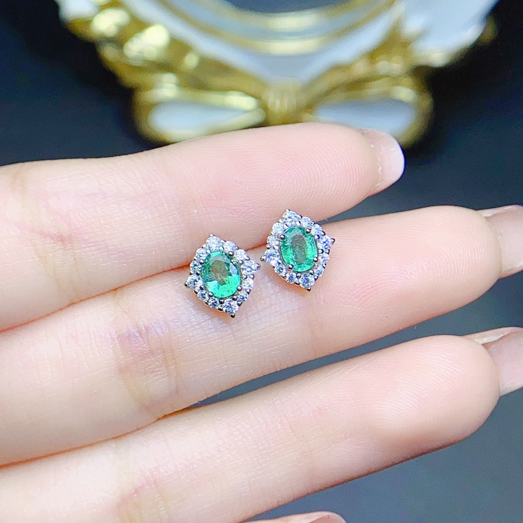 Natural emerald earrings S925 silver inlaid main stone 4*5 selling