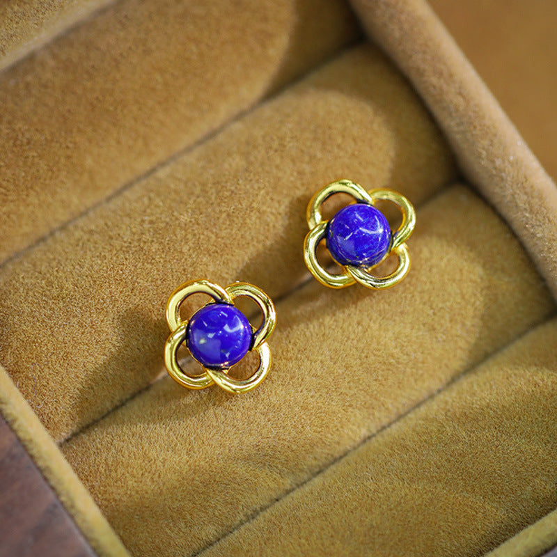 Boucles d'oreilles en argent plaqué or S925 incrusté d'œuf de lapis lazuli, face à quatre feuilles d'herbe ajourées, simples et mignonnes