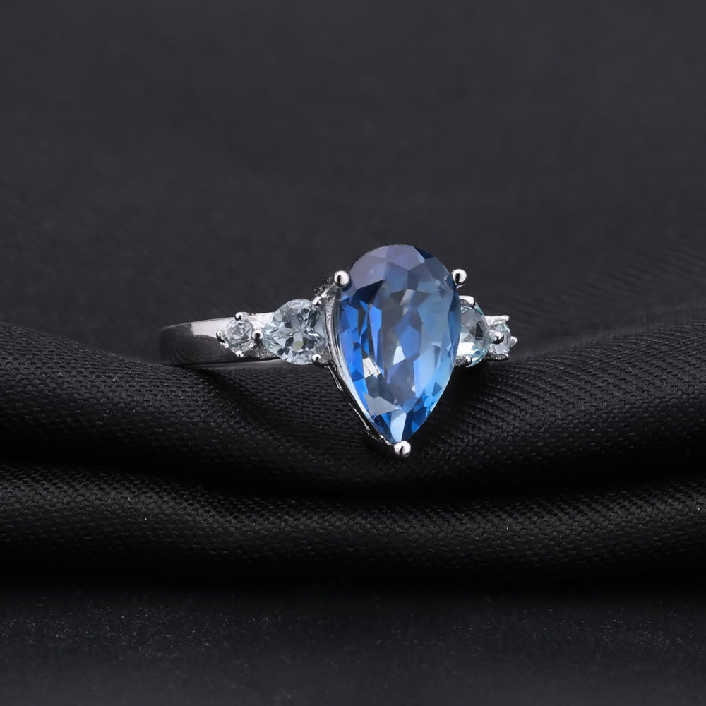 Bague en cristal coloré avec une sensation à la mode et haut de gamme Bague en argent s925 incrustée de pierres précieuses colorées