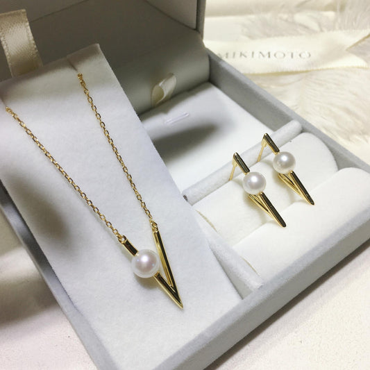 [DF] Minimalist Geometric Triangle Set - Natural Freshwater Pearl Silver Earrings & Pendant Duo