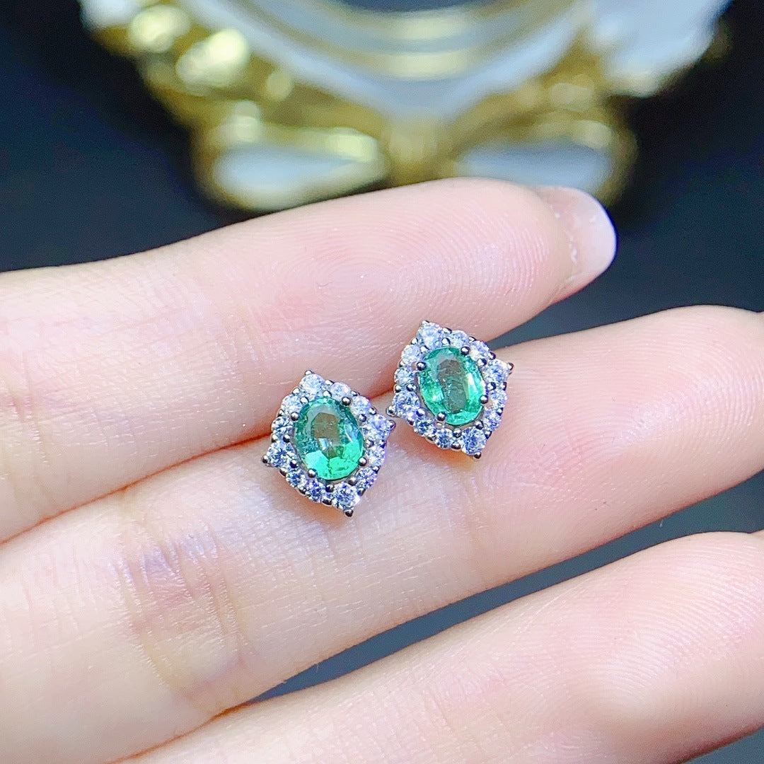 Natural emerald earrings S925 silver inlaid main stone 4*5 selling